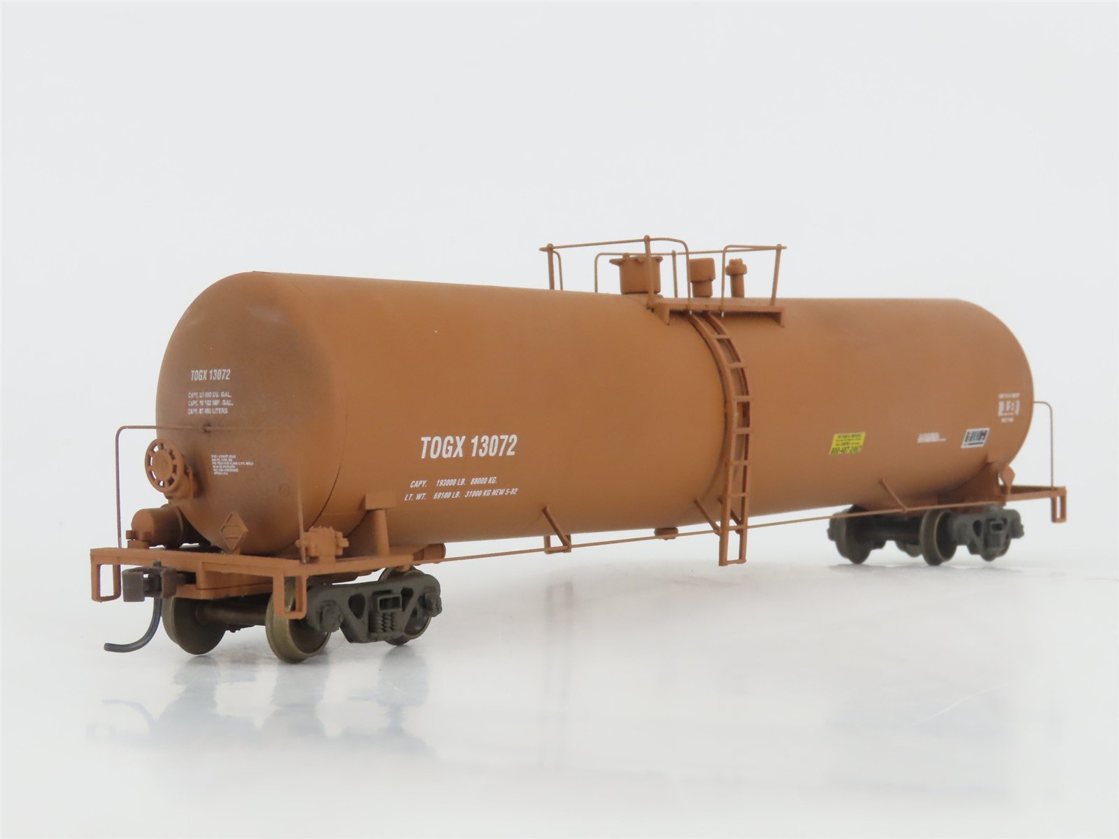 HO Scale Walthers 932-7260 TOGX (Gulf) 23K Gallon Funnel Flow Tank Car #13072