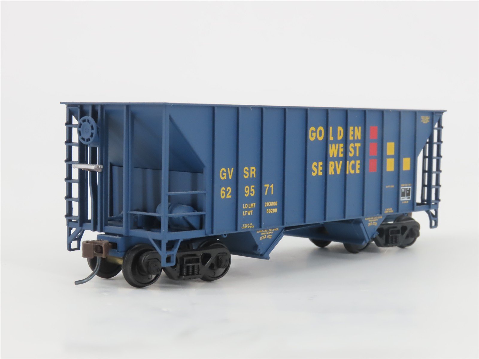 HO Scale Walthers 932-27407 GVSR Golden West Service 2-Bay Open Hopper 2-Pack