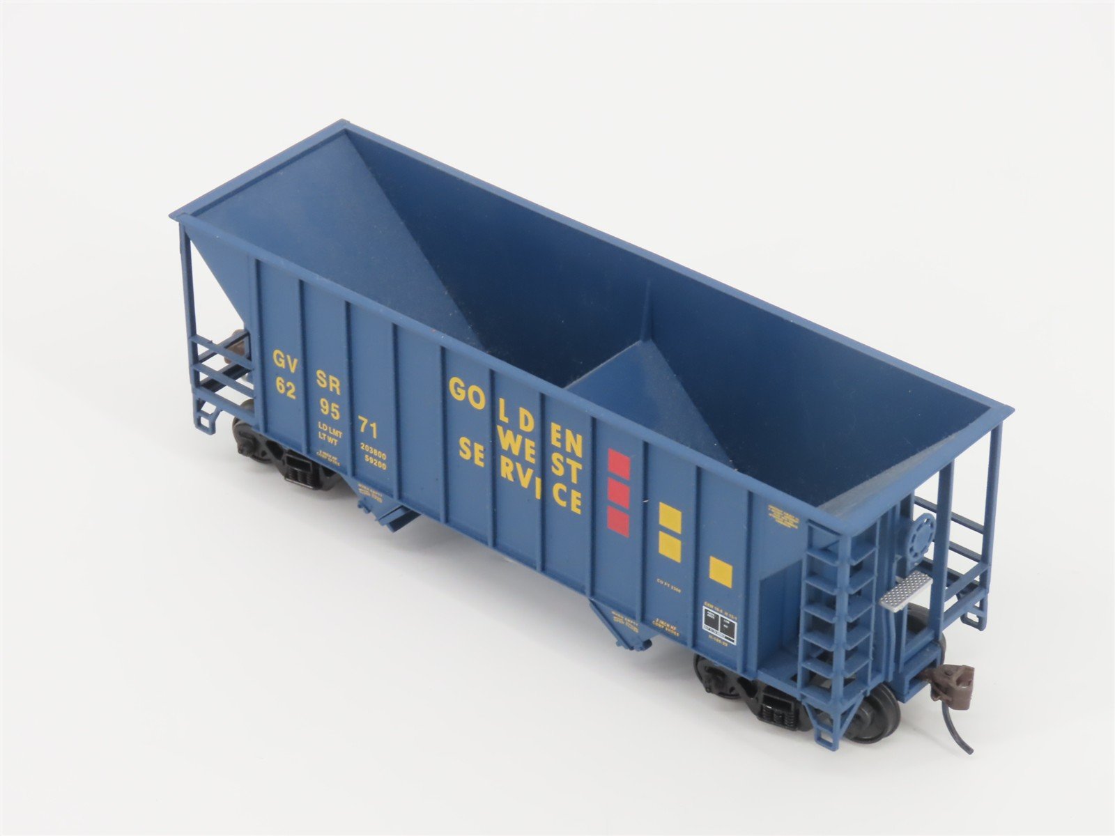 HO Scale Walthers 932-27407 GVSR Golden West Service 2-Bay Open Hopper 2-Pack