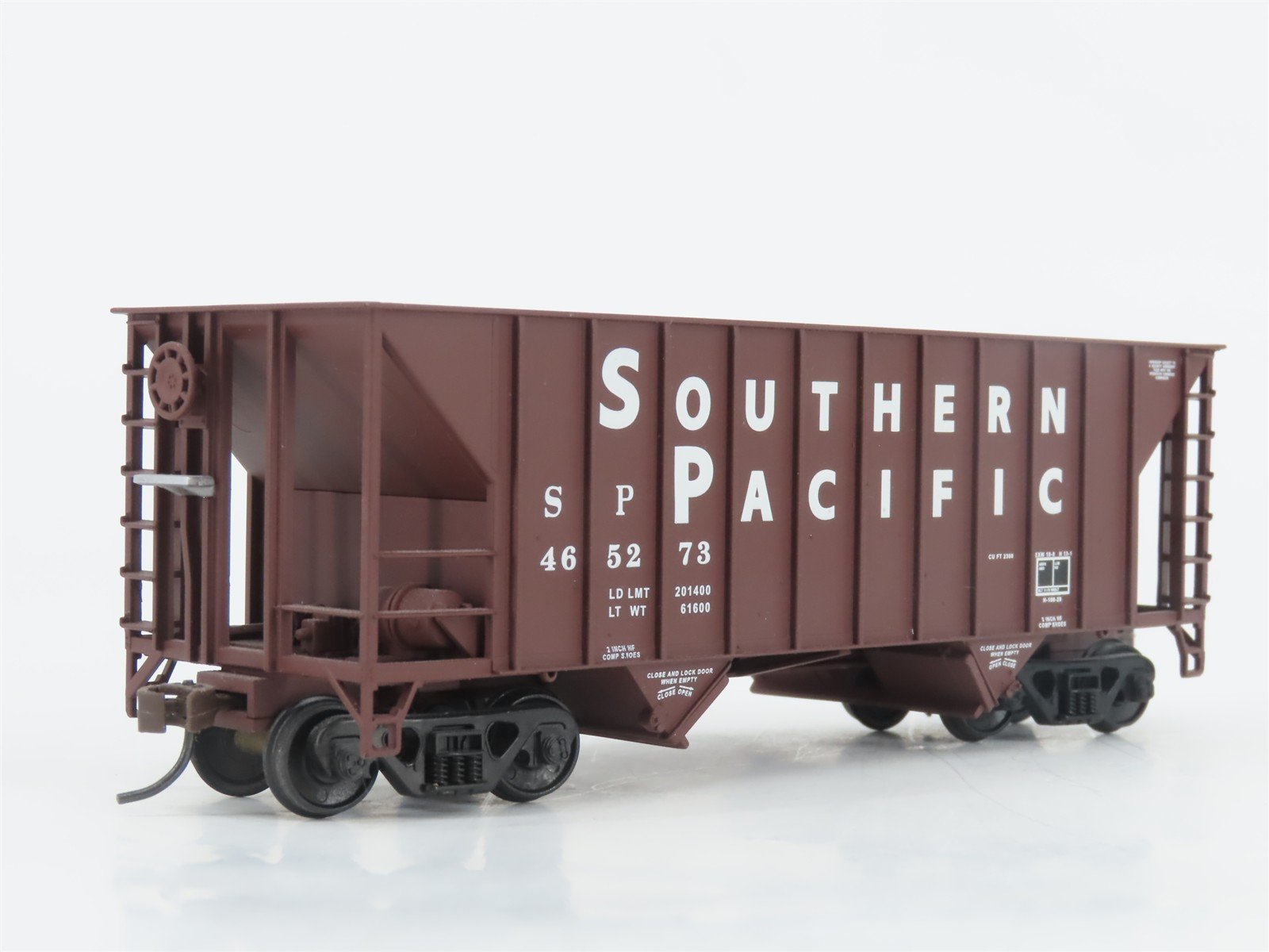 HO Scale Walthers 932-27403 SP Southern Pacific 2-Bay Open Hopper 2-Pack