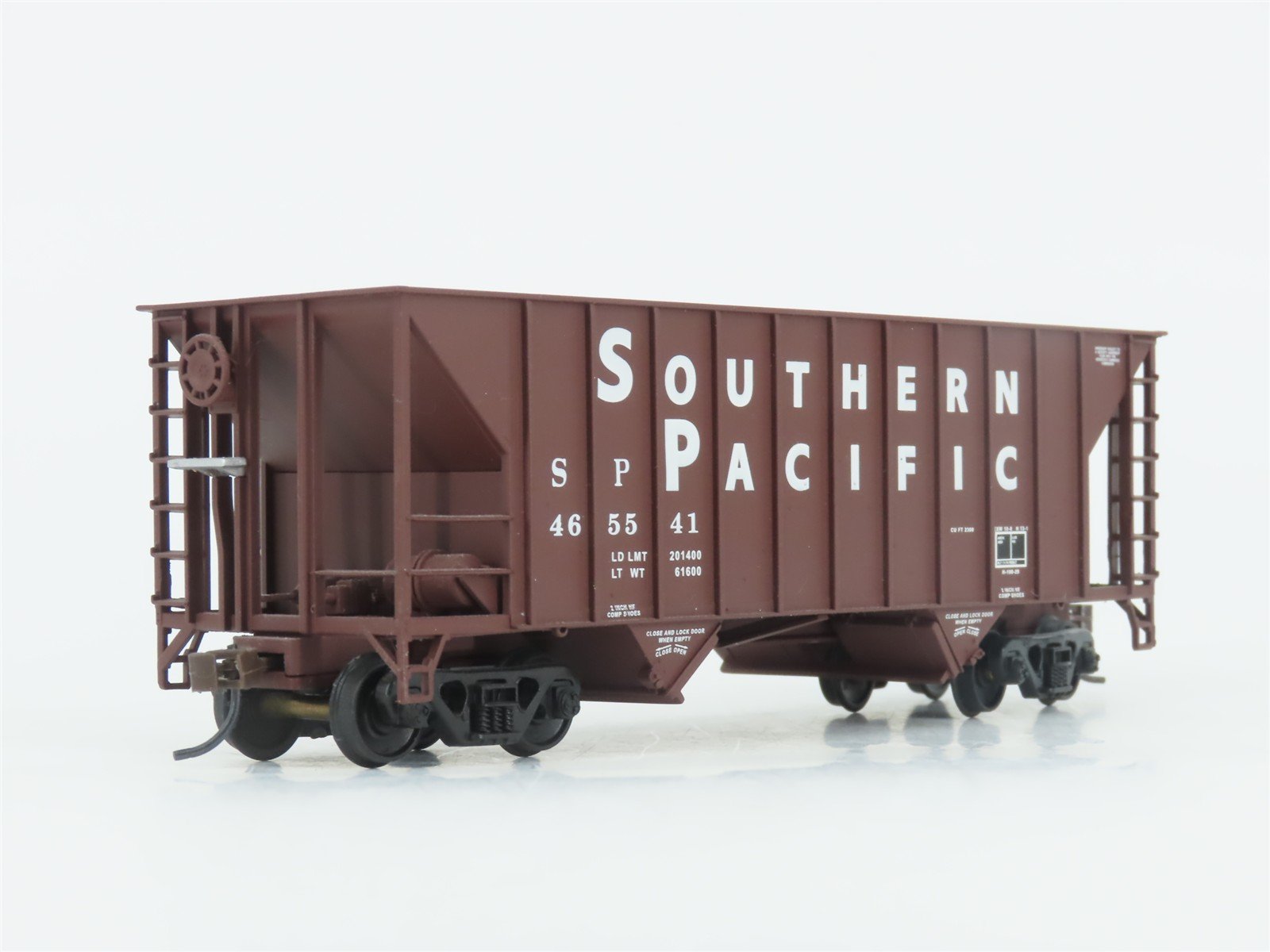 HO Scale Walthers 932-27403 SP Southern Pacific 2-Bay Open Hopper 2-Pack