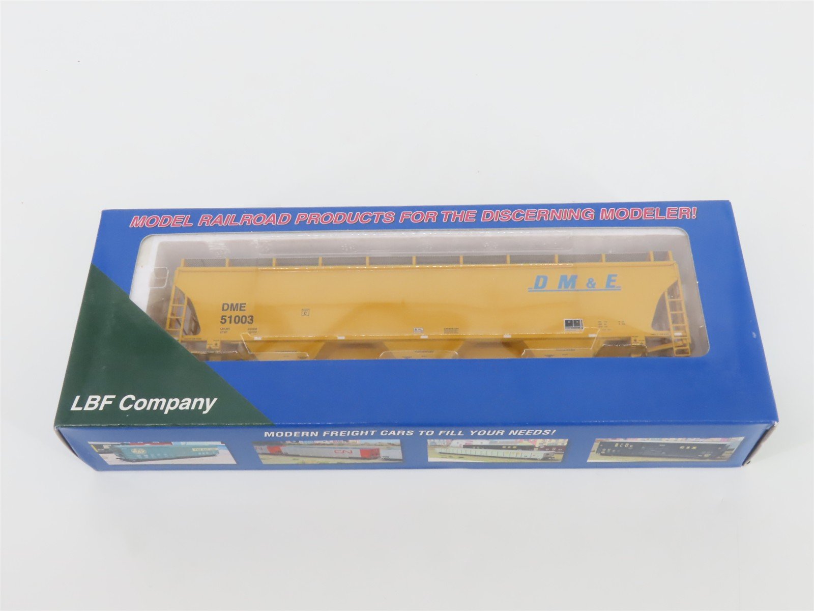 HO Scale LBF Company Gold Series 2102 DM&E 3-Bay Covered Hopper #51003 - SEALED