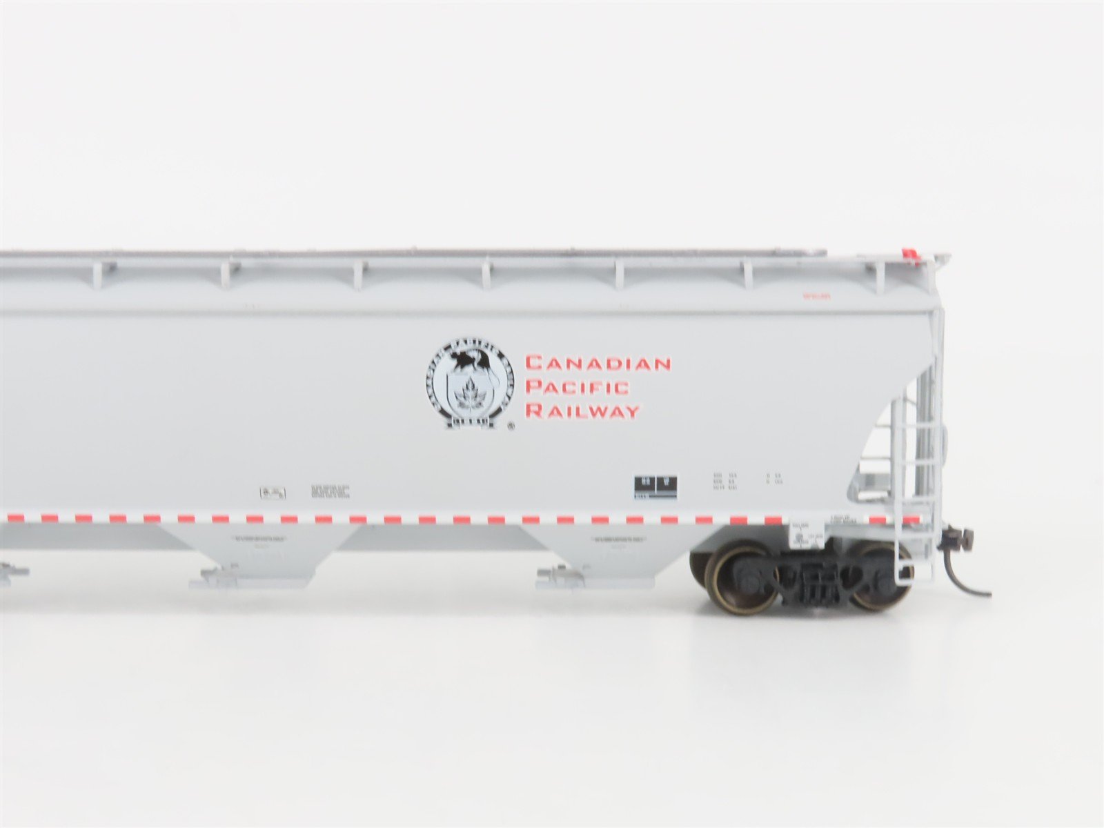 HO LBF Company Gold Series 2112 SOO/CP Canadian Pacific 3-Bay Hopper #121706