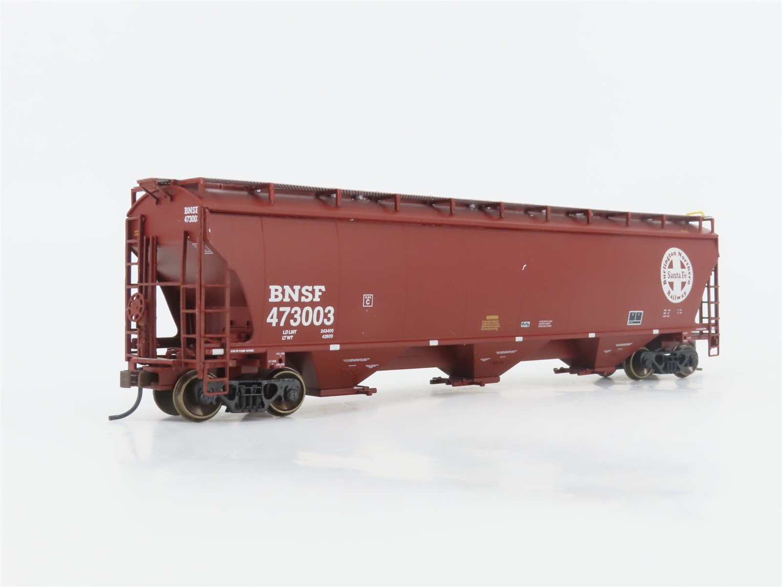 HO Scale LBF Company Gold Series 2101 BNSF Railway 3-Bay Grain Hopper #473003