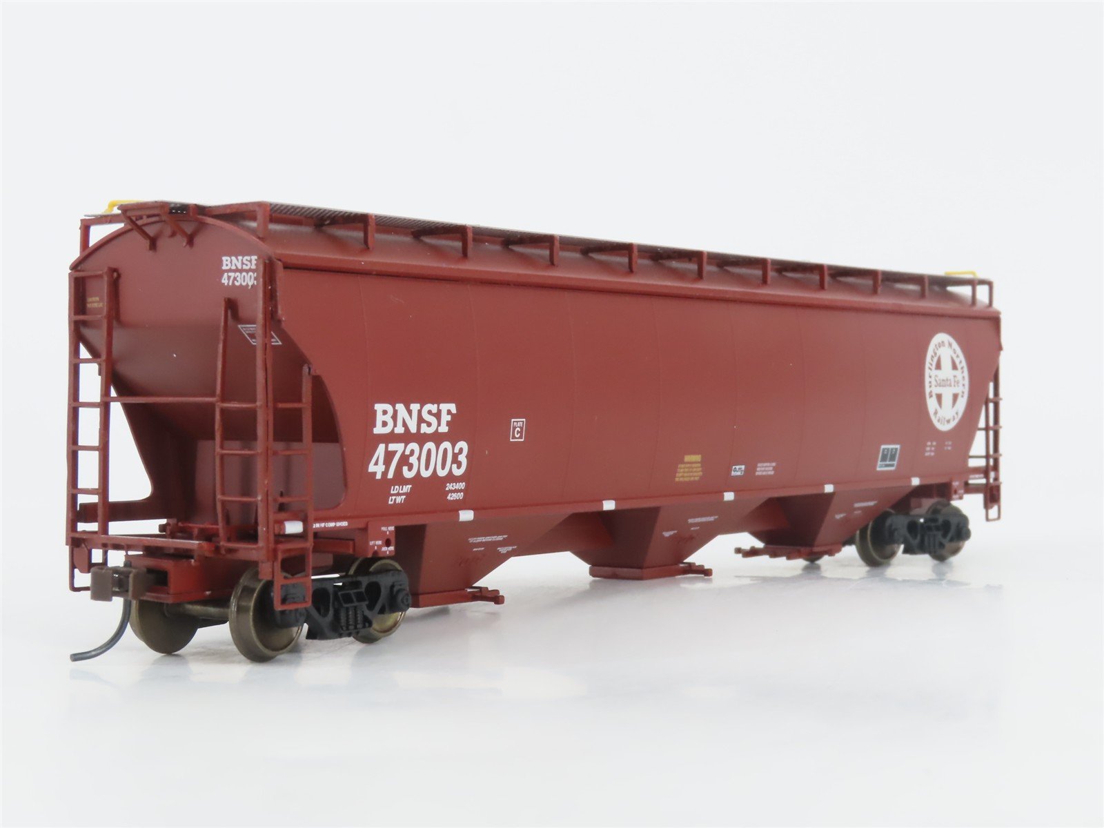 HO Scale LBF Company Gold Series 2101 BNSF Railway 3-Bay Grain Hopper #473003