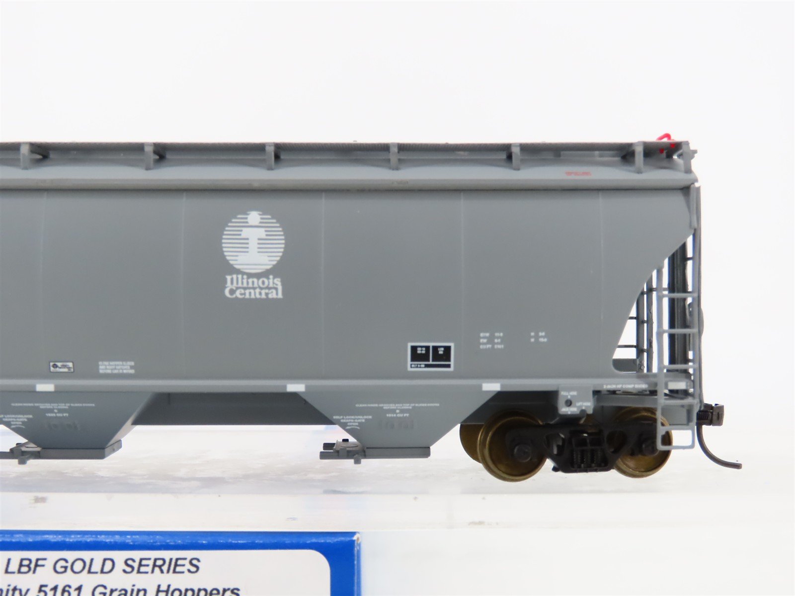 HO Scale LBF Gold 211510 IC Illinois Central 5161 3-Bay Covered Hopper #798090