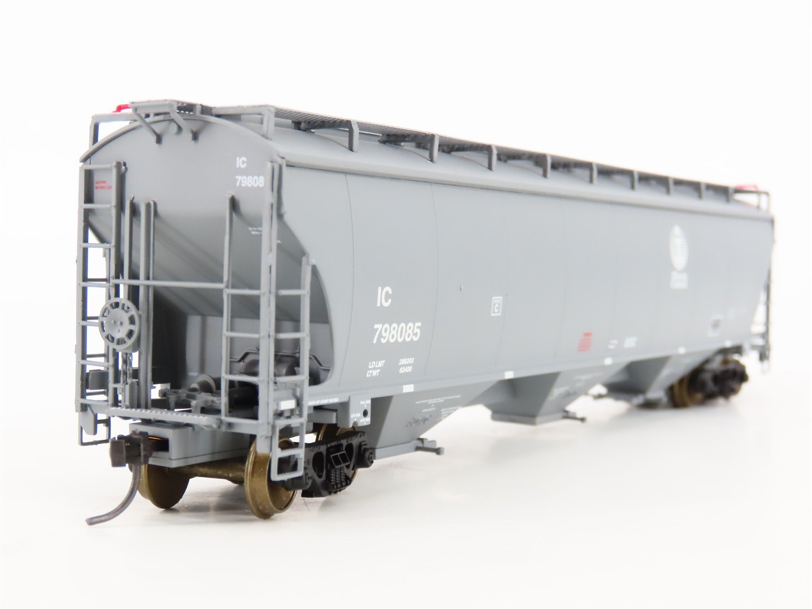 HO Scale LBF Gold 211507 IC Illinois Central 5161 3-Bay Covered Hopper #798085