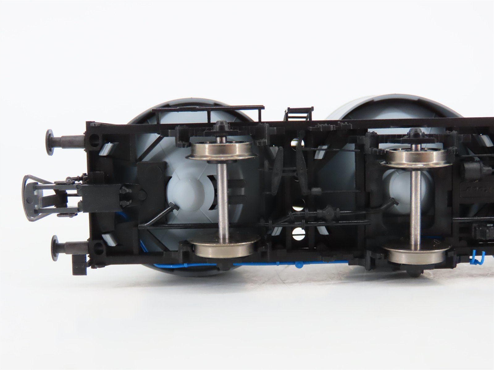 HO Scale Roco 47320 DR Deutsche Reichsbahn 3-Axle Coal Dust Wagon #540310