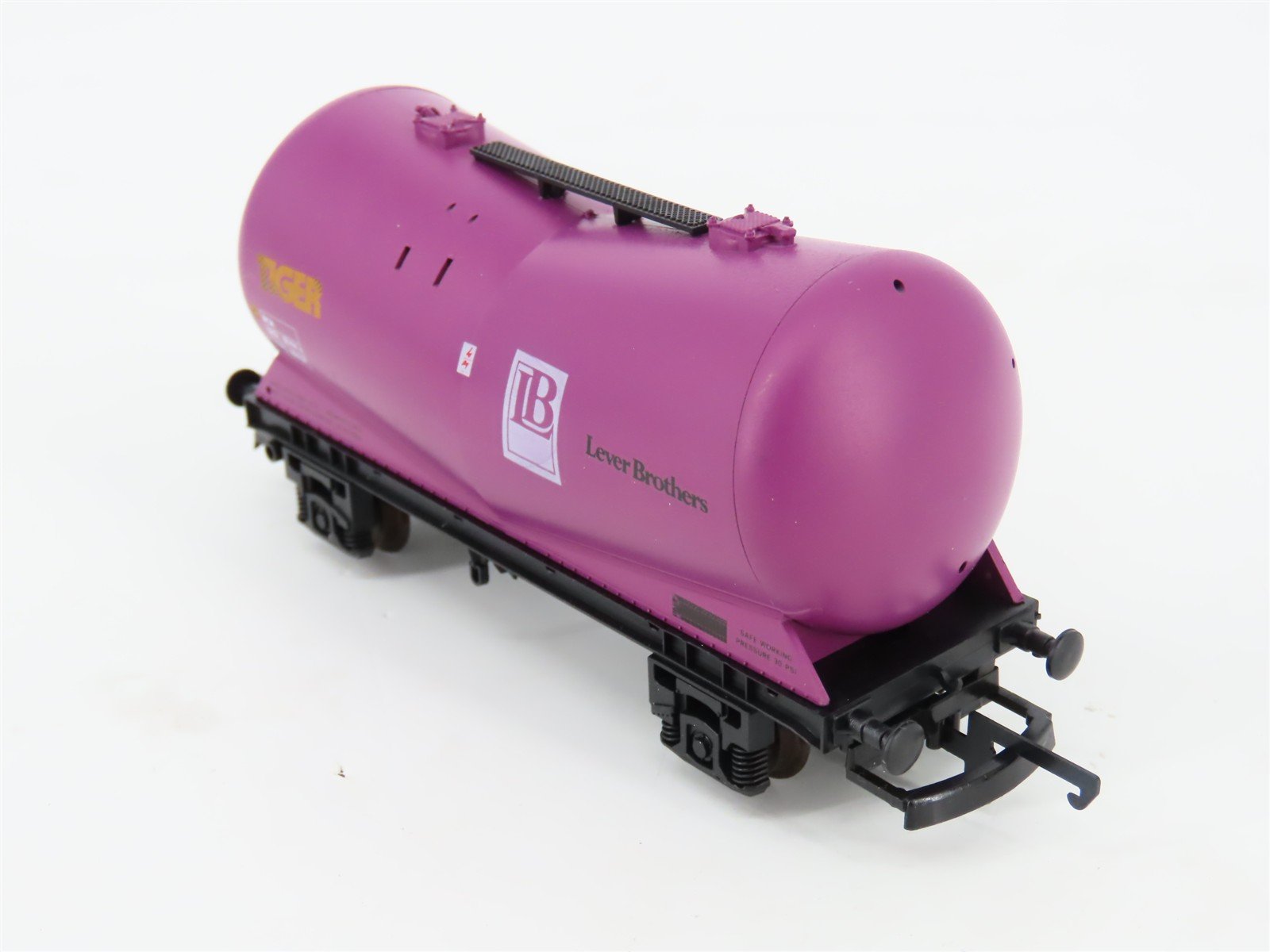 HO Scale Lima 305605A1 Lever Brothers Tiger Tankcar #10537