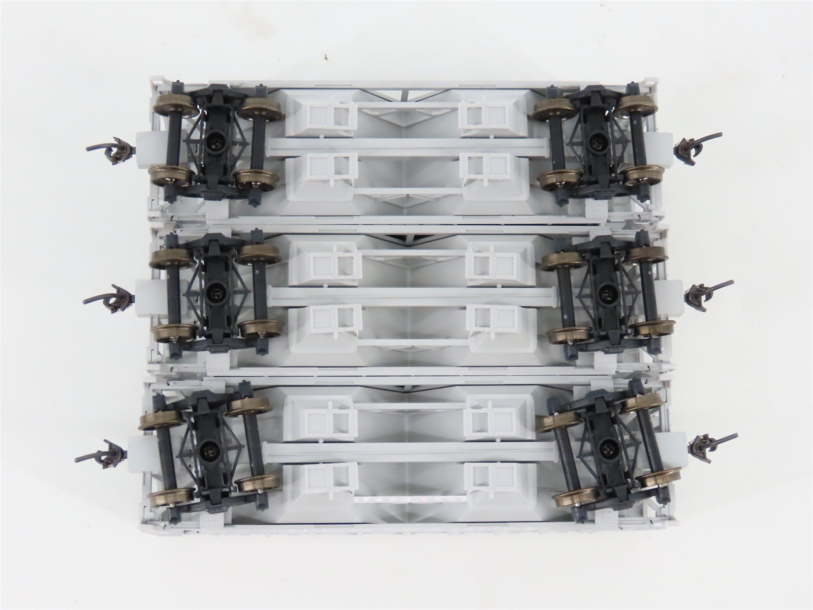 HO Scale Kato 38-0206 WM Western Maryland ACF 70t 2-Bay Covered Hopper 3-Pack