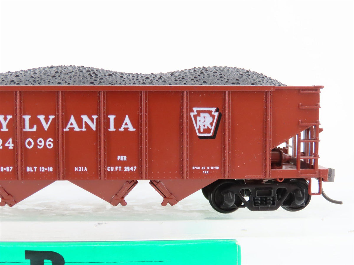 HO Scale Bowser 54052 PRR Pennsylvania 4-Bay Hopper Car #924096 w/Coal Load