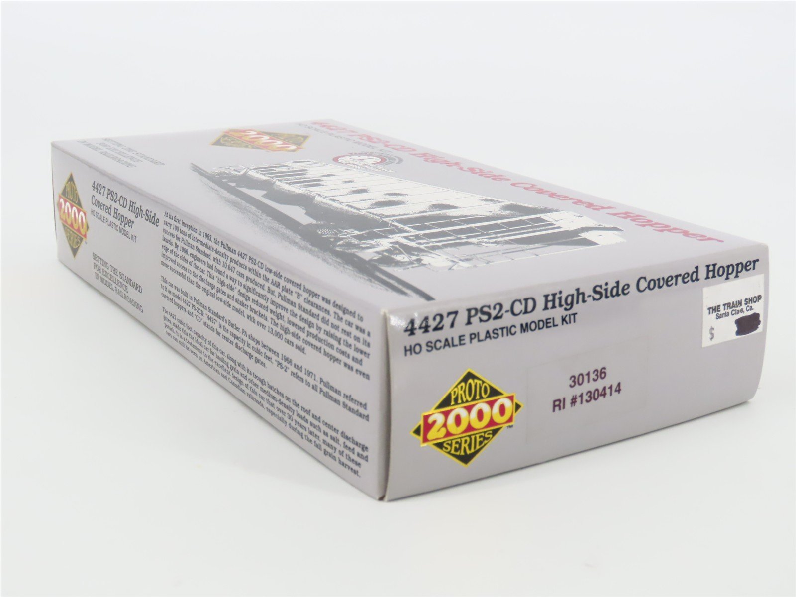 HO Scale Proto 2000 30136 RI Rock Island PS2-CD 3-Bay Covered Hopper #130414