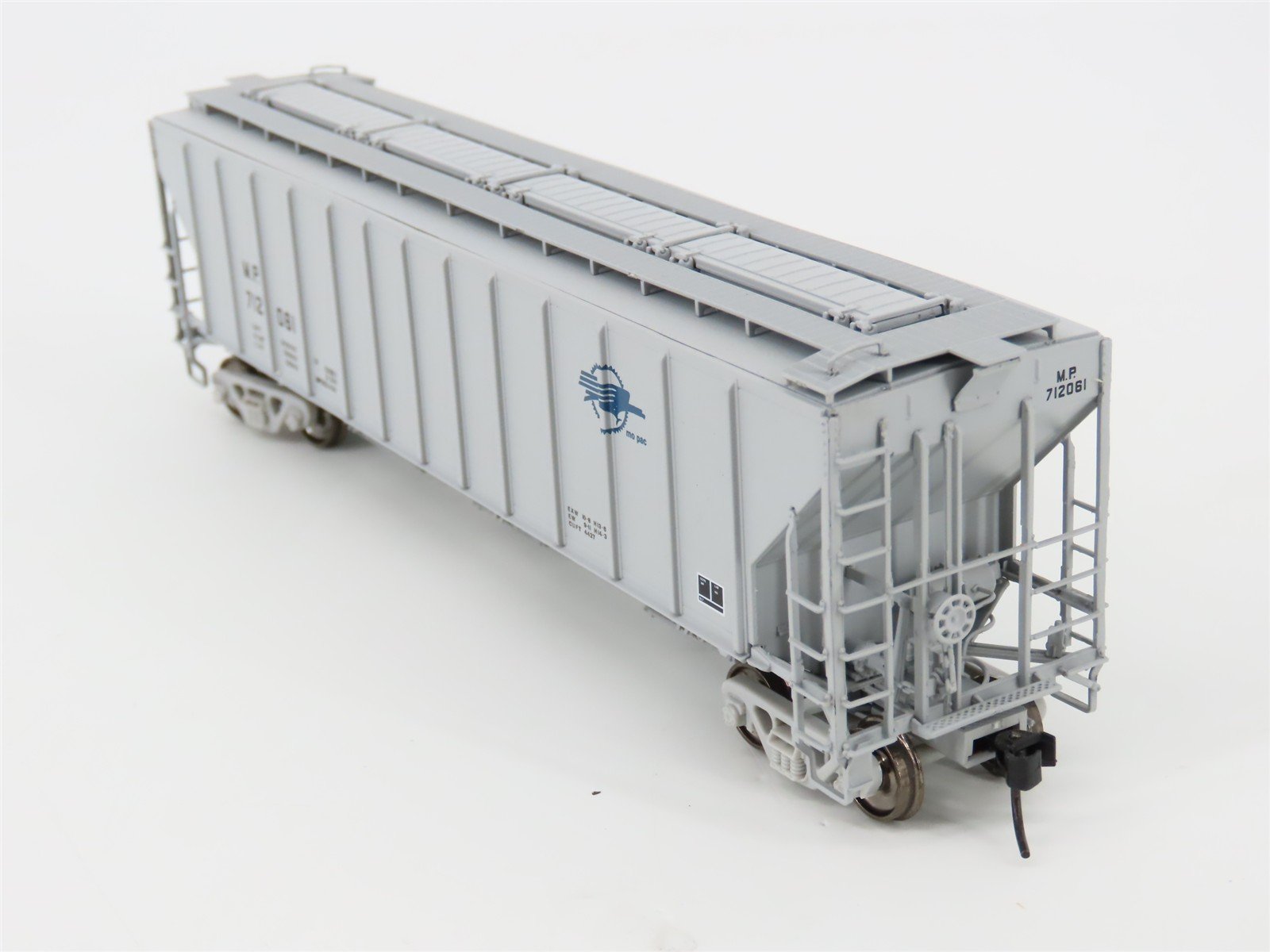 HO Proto 2000 30112 MP Missouri Pacific PS2-CD 3-Bay Covered Hopper #712061