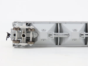 HO Scale Proto 2000 30100 CNW Railway PS2-CD 3-Bay Covered Hopper #170234