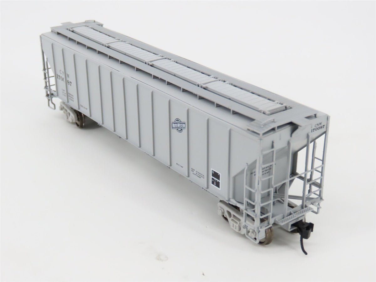 HO Scale Proto 2000 30101 CNW Railway PS2-CD 3-Bay Covered Hopper #170087