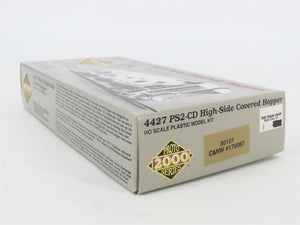 HO Scale Proto 2000 30101 CNW Railway PS2-CD 3-Bay Covered Hopper #170087