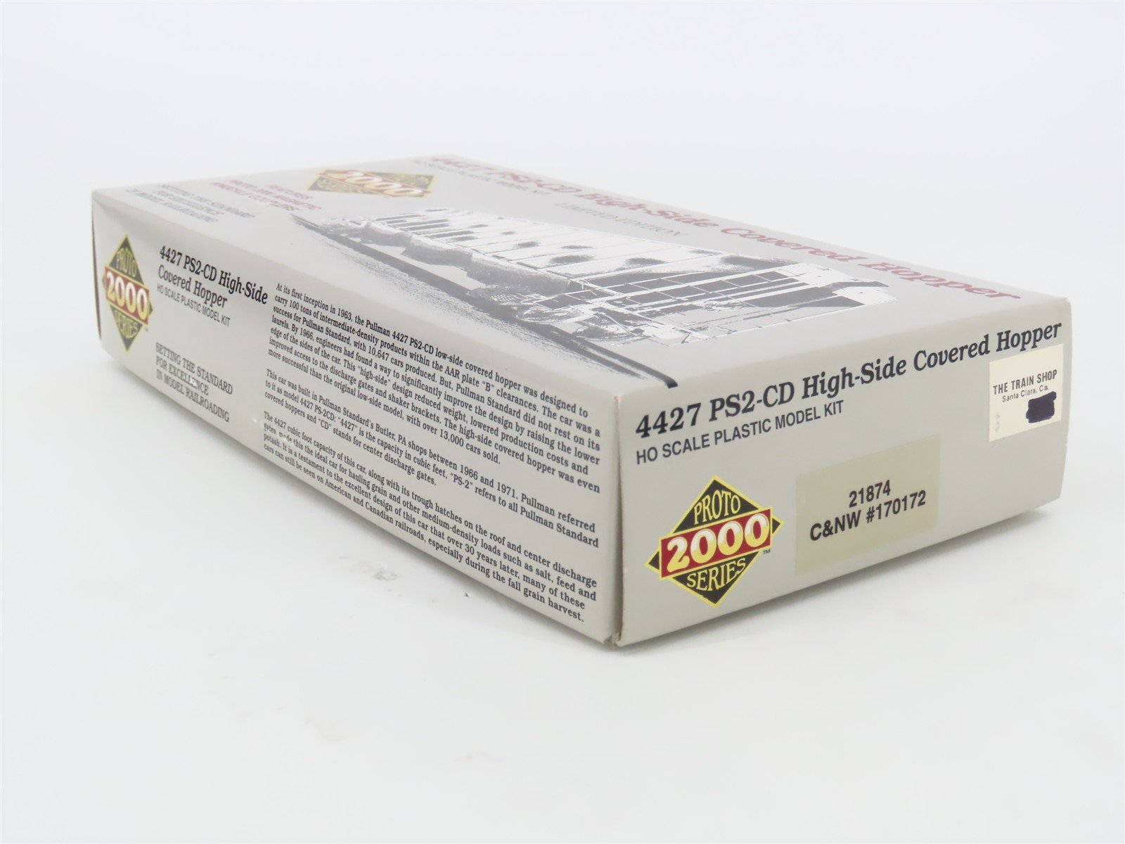 HO Scale Proto 2000 21874 CNW Railway PS2-CD 3-Bay Covered Hopper #170172