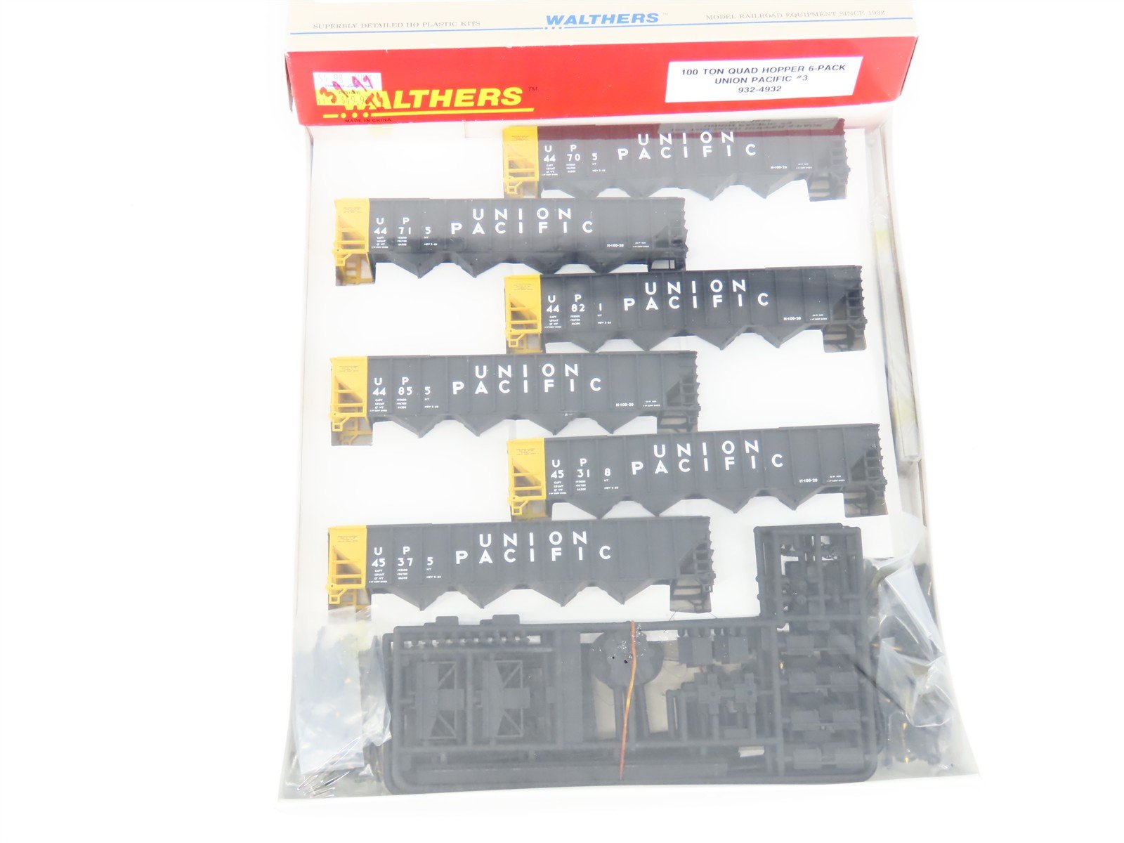 HO Scale Walthers 932-4932 UP Union Pacific 100-Ton 4-Bay Hopper Kits 6-Pack #3