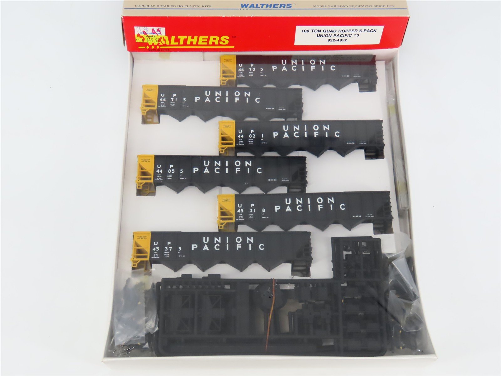 HO Scale Walthers 932-4932 UP Union Pacific 100-Ton 4-Bay Hopper Kits 6-Pack #3