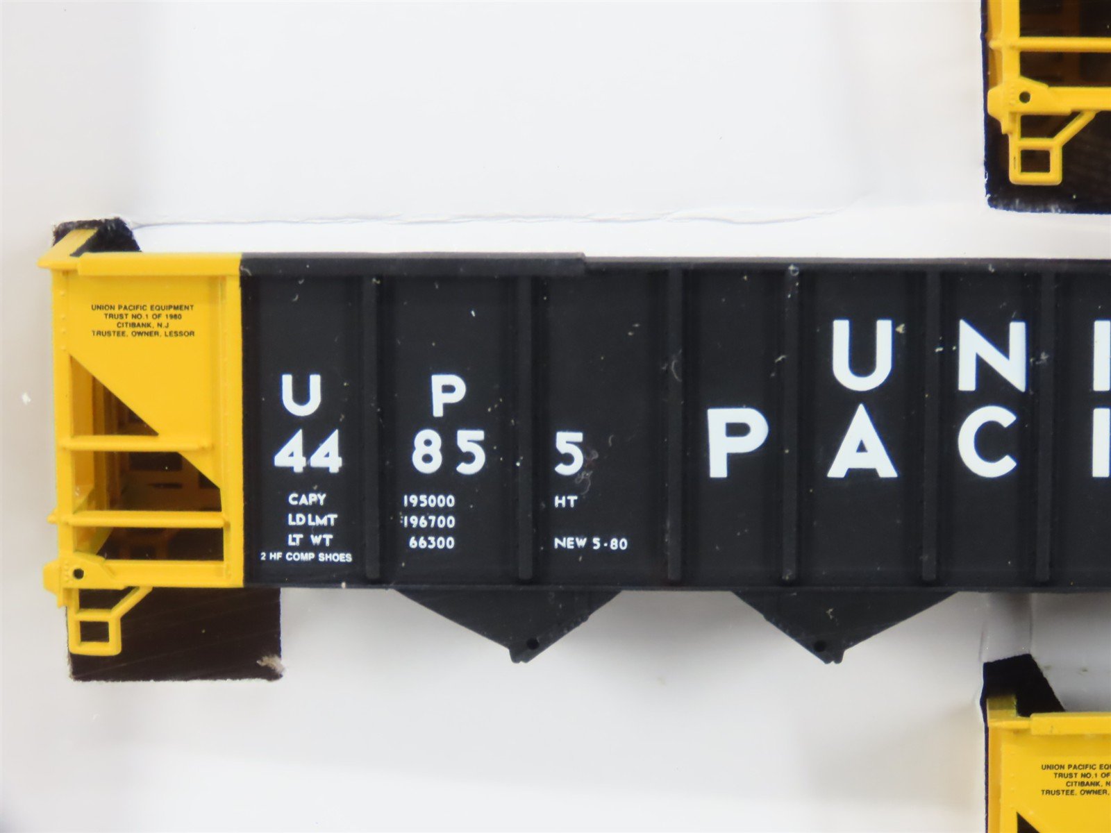 HO Scale Walthers 932-4932 UP Union Pacific 100-Ton 4-Bay Hopper Kits 6-Pack #3