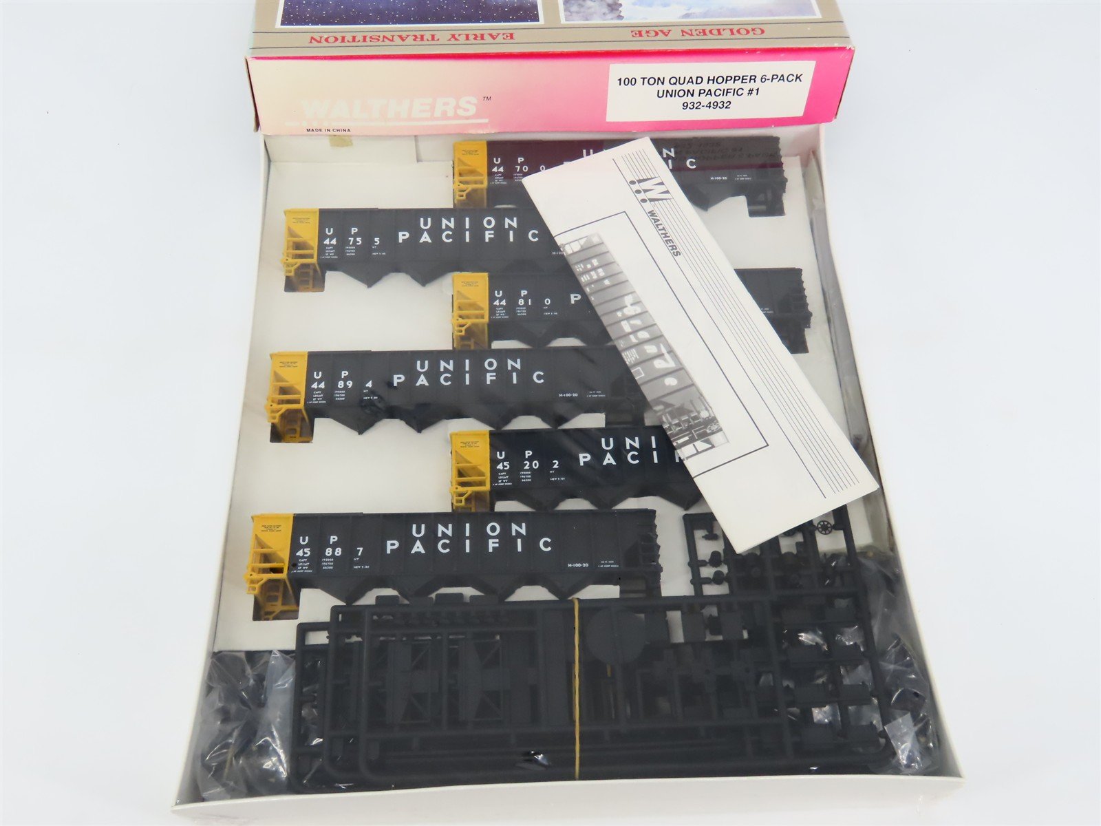 HO Scale Walthers 932-4932 UP Union Pacific 100-Ton 4-Bay Hopper Kits 6-Pack #1