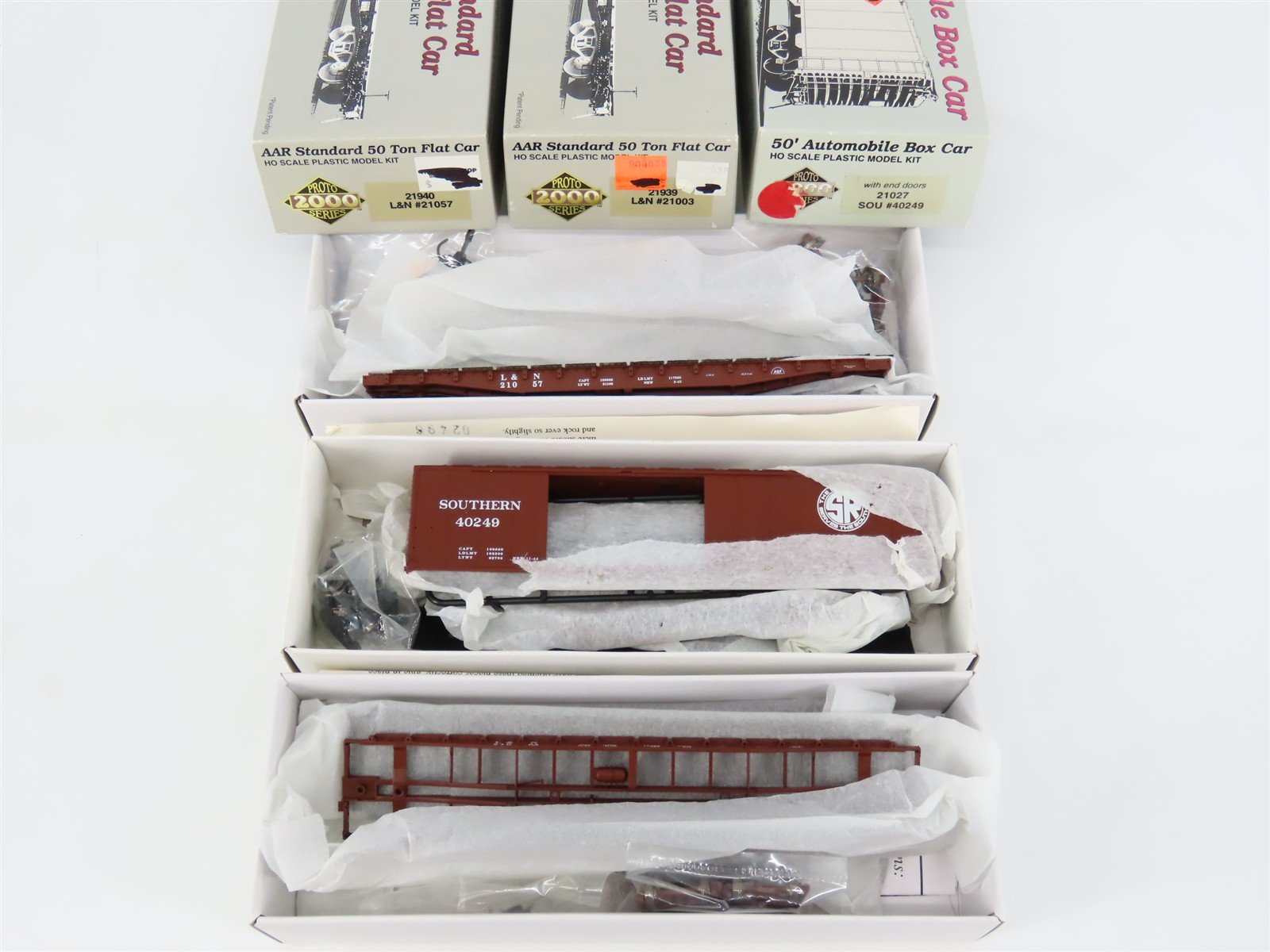 LOT of 3 HO Scale PROTO 2000 Kits L&N/SOU Railroad Box Car & Flat Cars