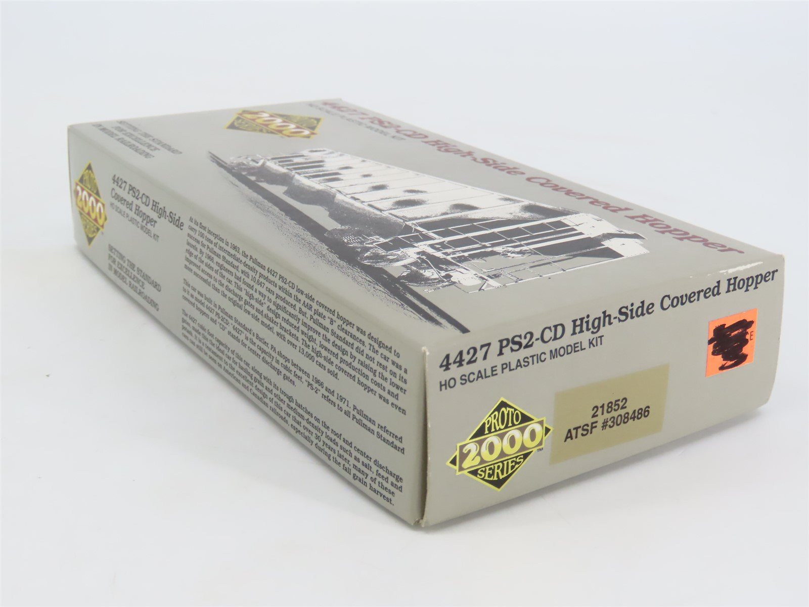 HO Scale PROTO 2000 Kit #21852 ATSF Santa Fe 3-Bay Covered Hopper #308486