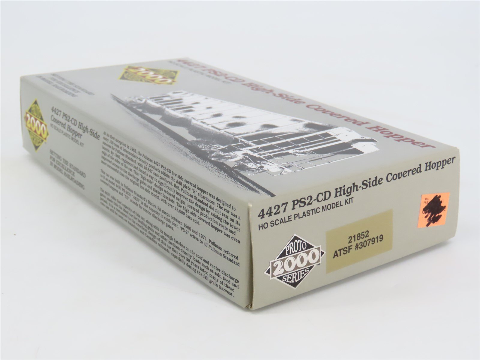 HO Scale PROTO 2000 Kit #21852 ATSF Santa Fe 3-Bay Covered Hopper #307919