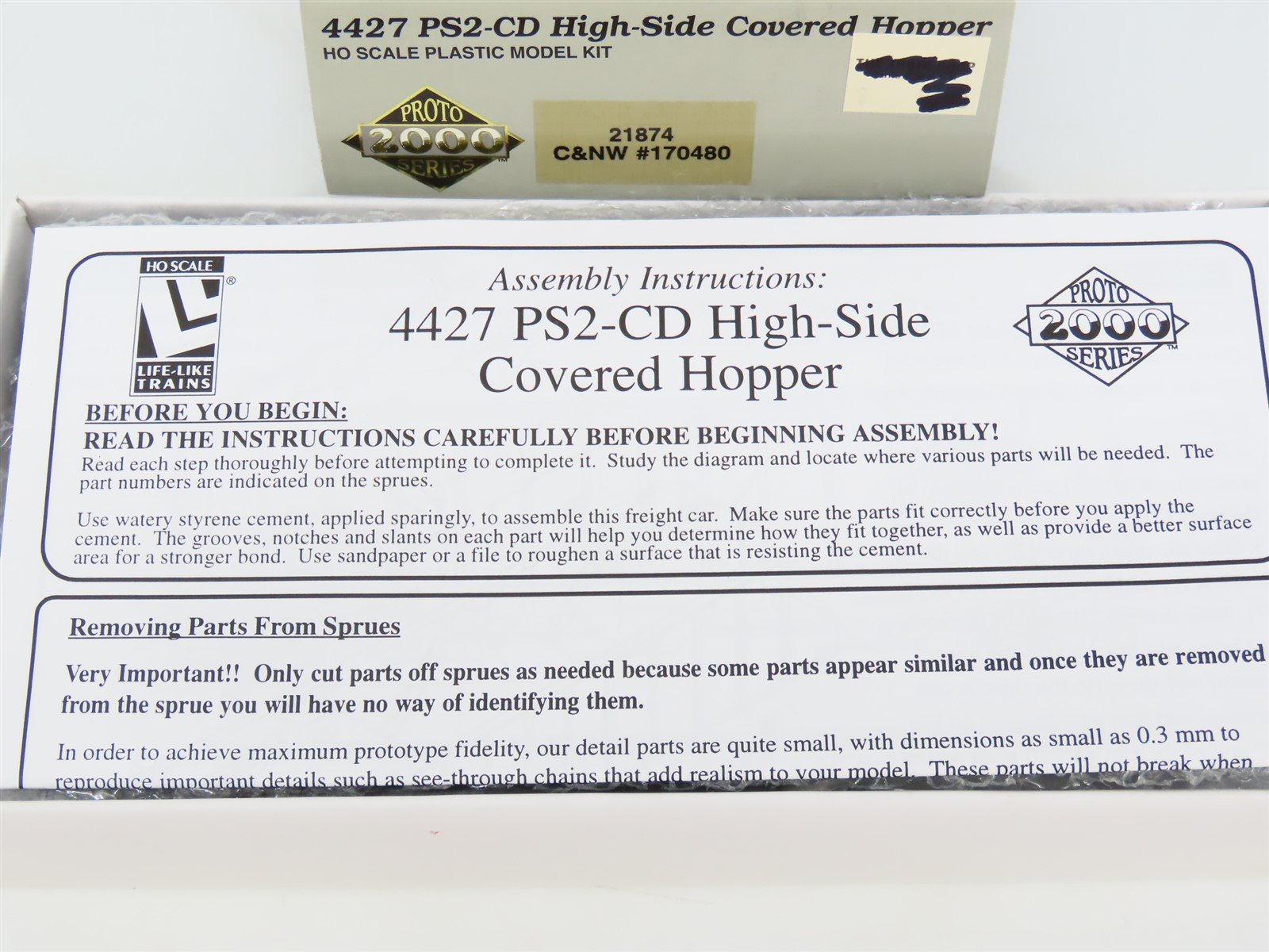 HO Scale PROTO 2000 Kit #21874 C&NW Chicago & North Western 3-Bay Hopper #170480