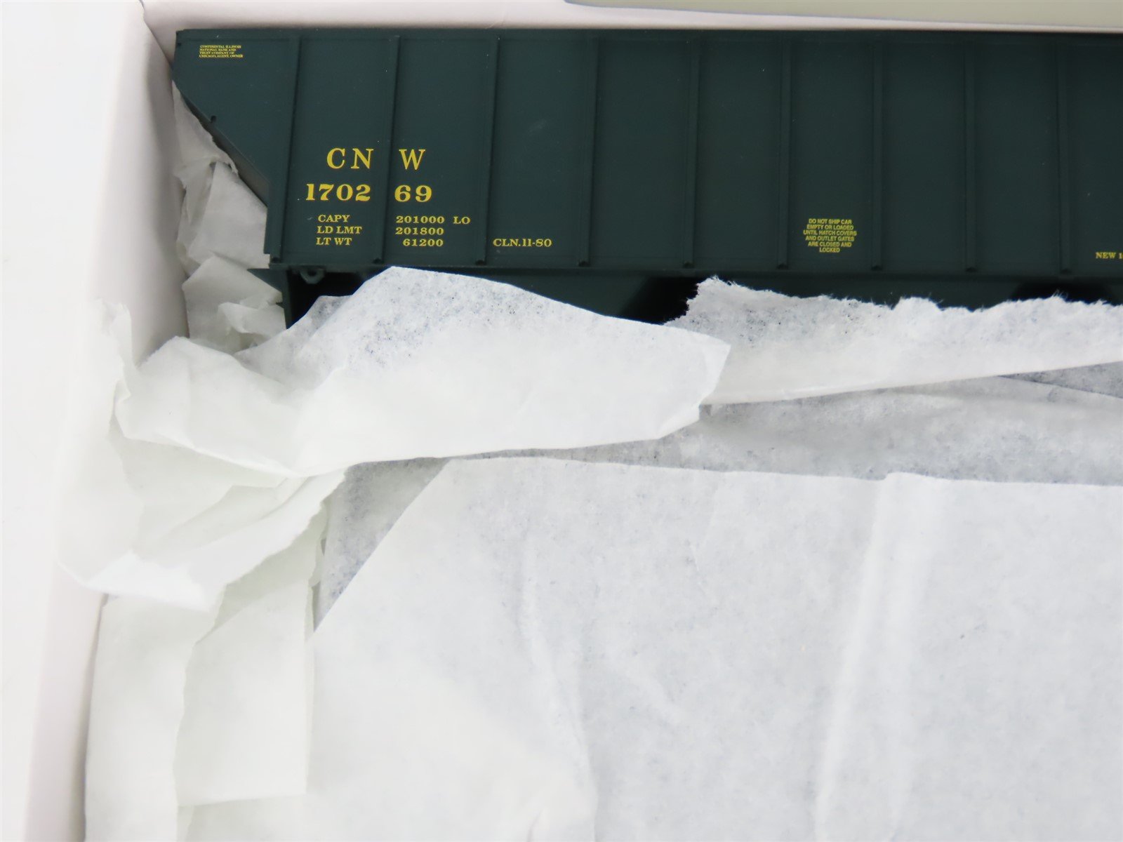 HO Scale PROTO 2000 Kit #21873 C&NW Chicago & North Western 3-Bay Hopper #170269