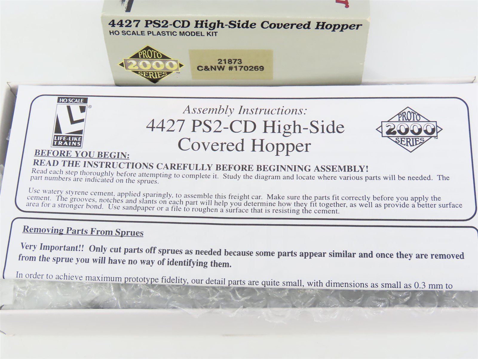 HO Scale PROTO 2000 Kit #21873 C&NW Chicago & North Western 3-Bay Hopper #170269