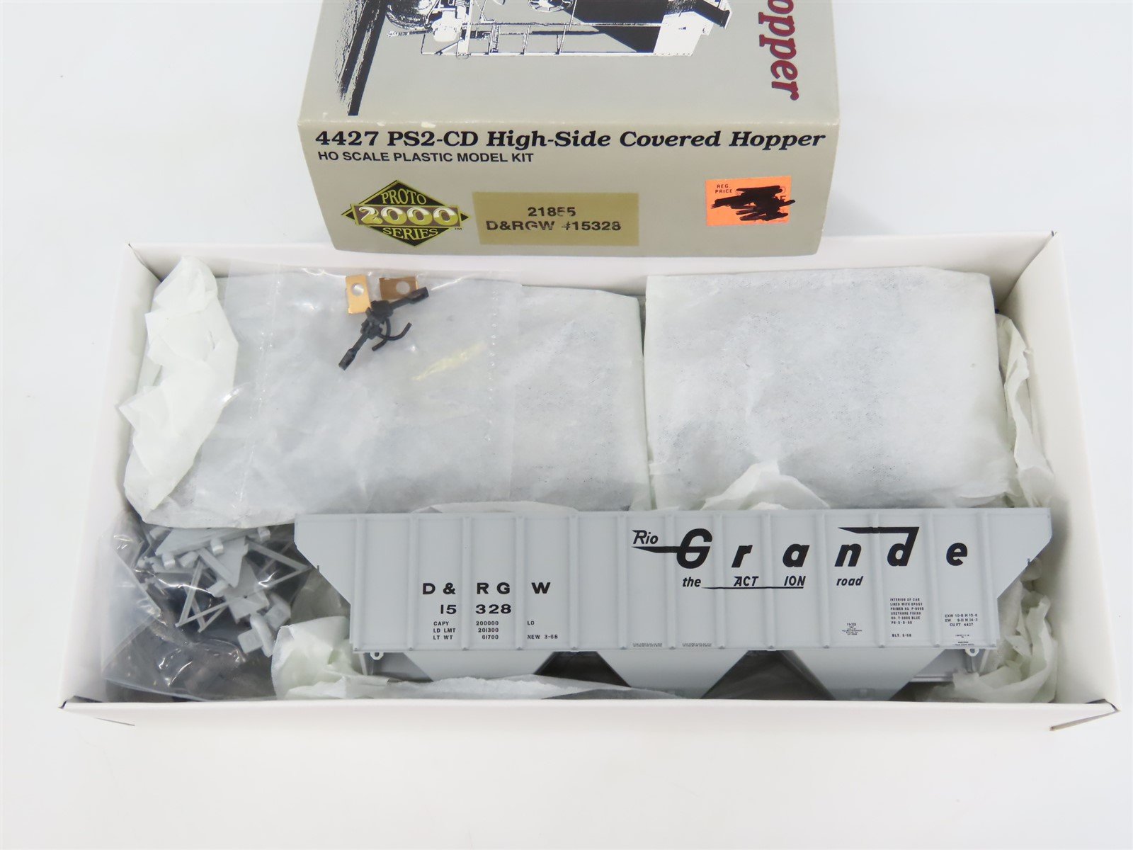 HO Scale PROTO 2000 Kit #21855 D&RGW Rio Grande 3-Bay Covered Hopper #15328