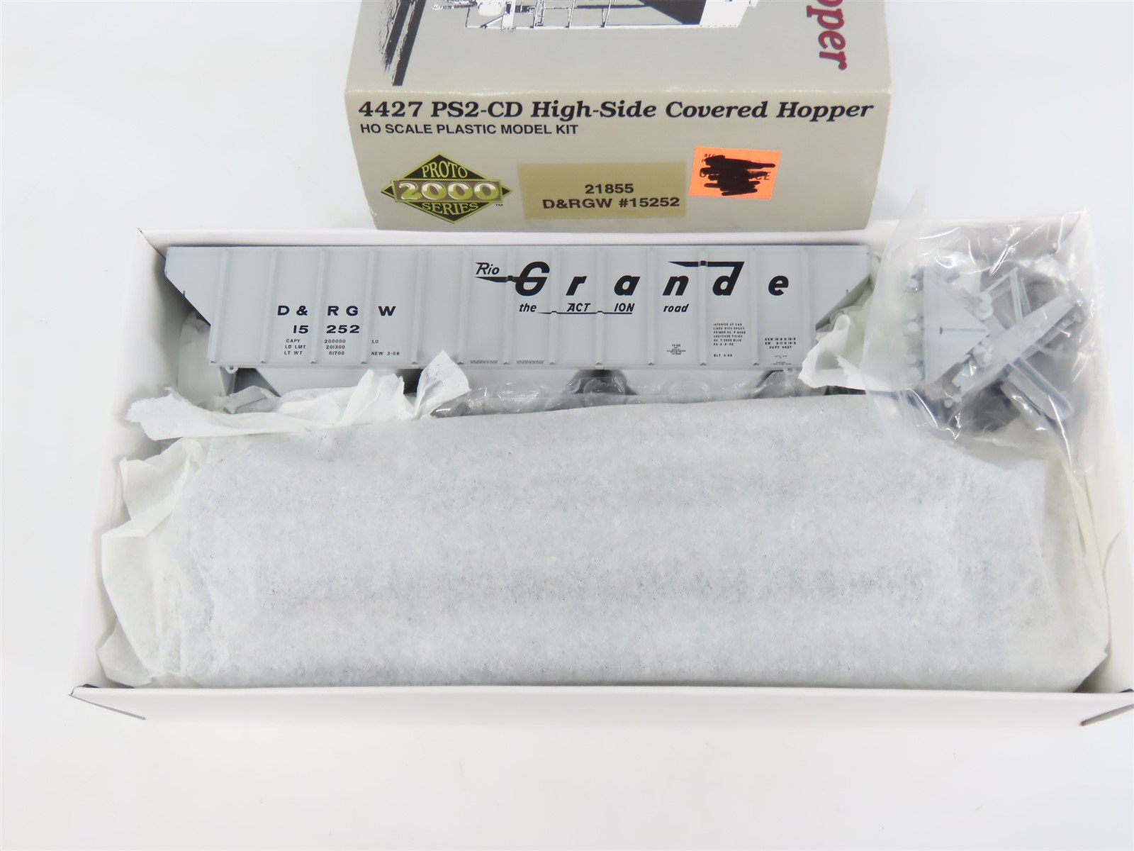 HO Scale PROTO 2000 Kit #21855 D&RGW Rio Grande 3-Bay Covered Hopper #15252