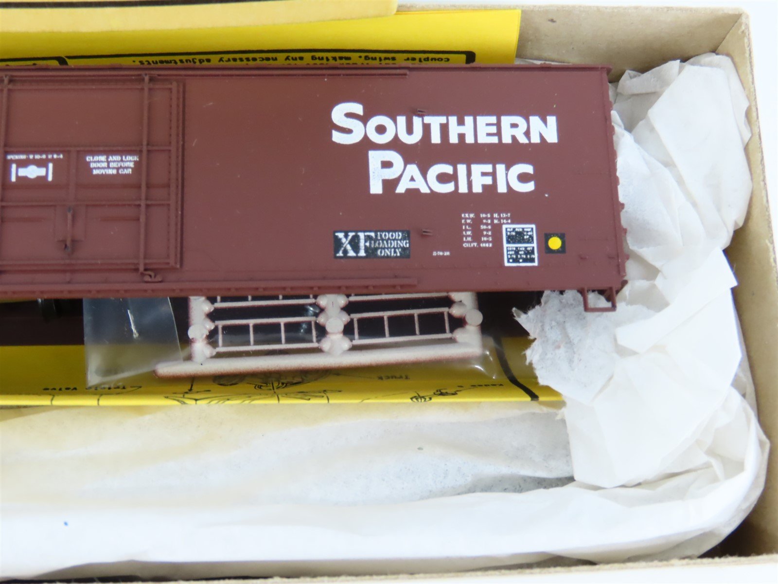 HO Details West Kit BC-708 SP Southern Pacific 50' Insulated Box Car #171185
