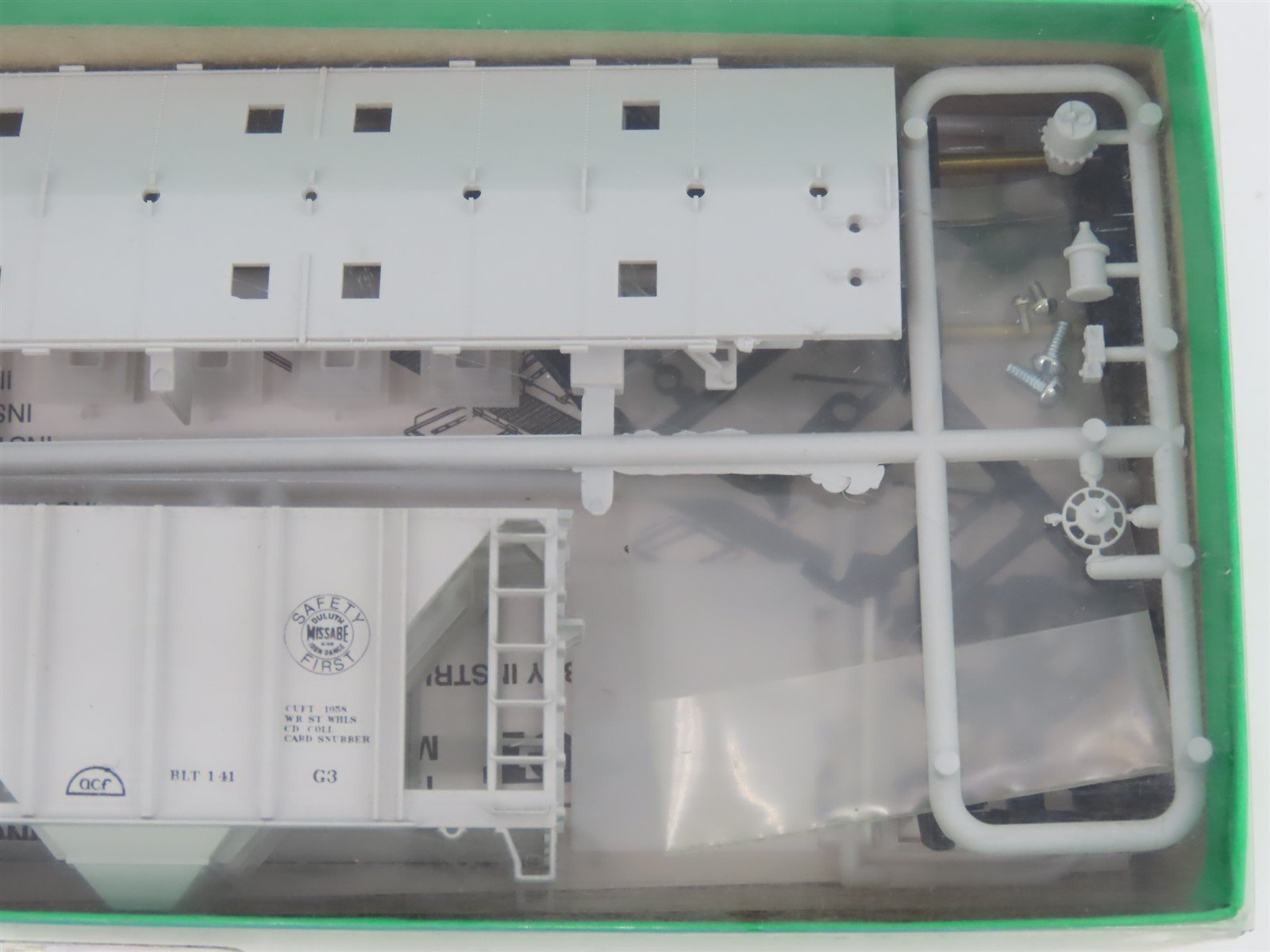 HO Bowser Kit #55606 DMIR Duluth Missabe & Iron Range 2-Bay Hopper #4960 -Sealed