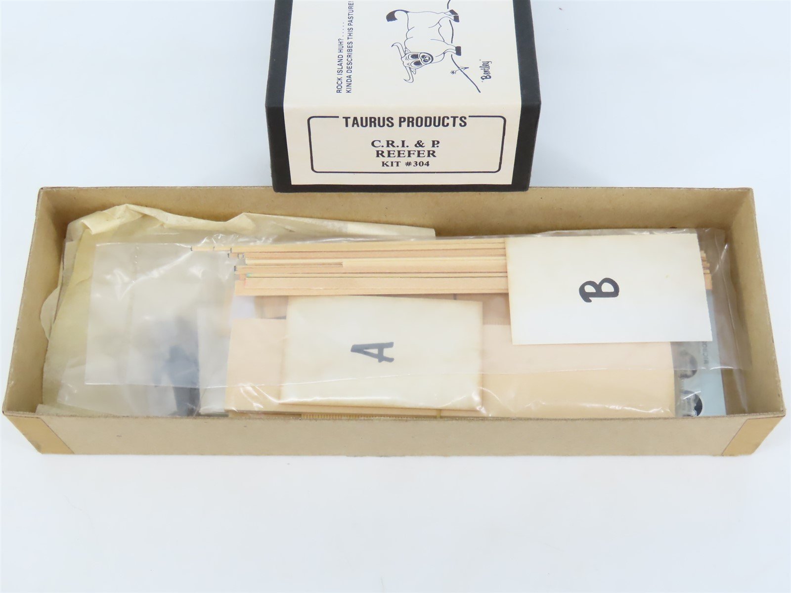 HO Scale Taurus Products Wood Kit #304 RI Rock Island CRI&P Reefer