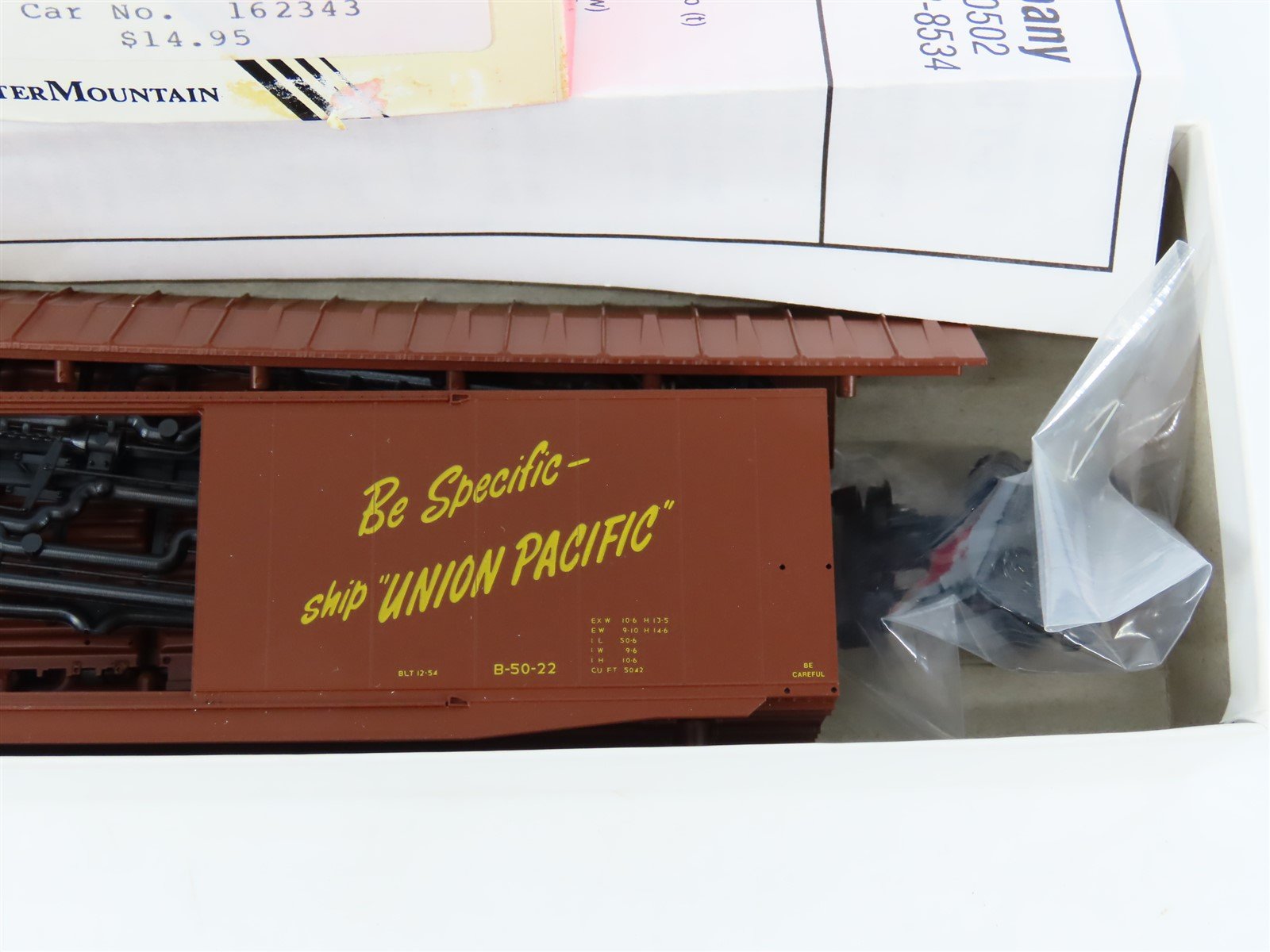 HO Scale InterMountain Kit 40601-03 UP Union Pacific 50' Box Car #162343