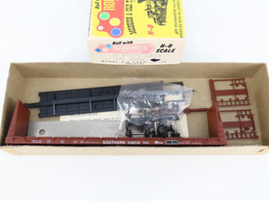 HO Scale Roundhouse Kit 1305 SOU Southern Railway 60' Bulkhead Flat Car #114018