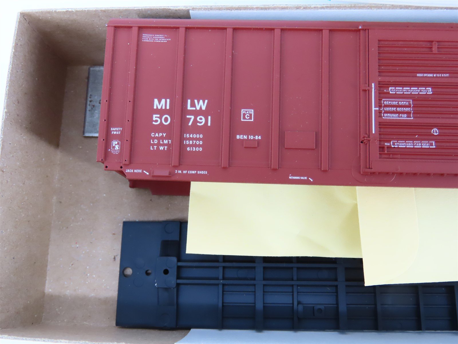 HO Scale Athearn Kit 05806 MILW Milwaukee Road 50' Single Door Box Car #50791