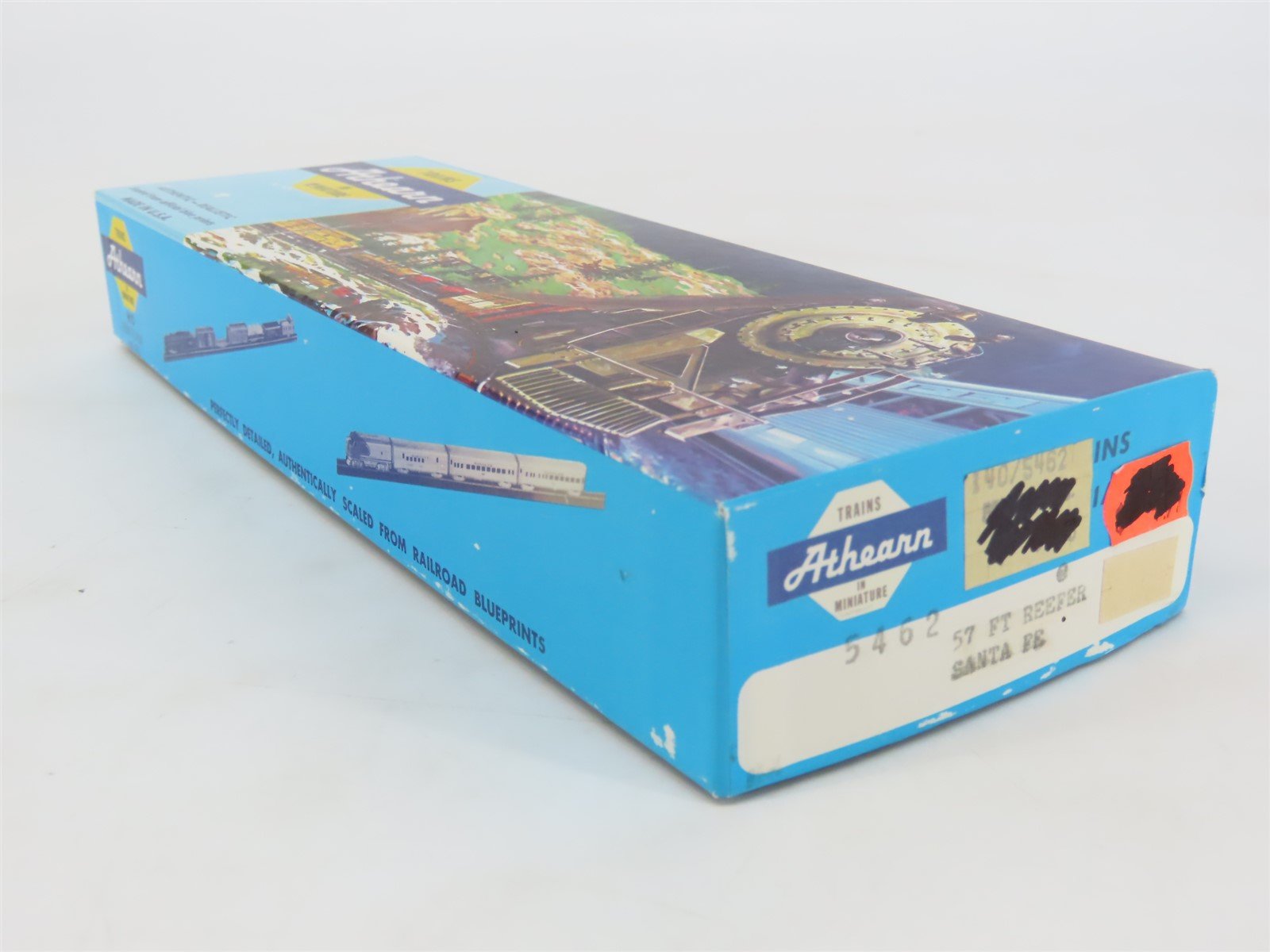HO Scale Athearn Kit 5462 SFRC Santa Fe Railroad 57' Mechanical Reefer #56402