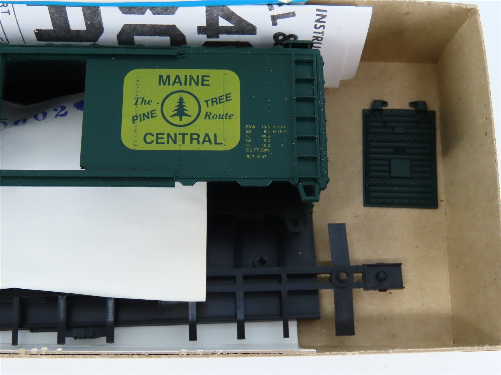 HO Scale Athearn Branchline Kit 10105 MEC 