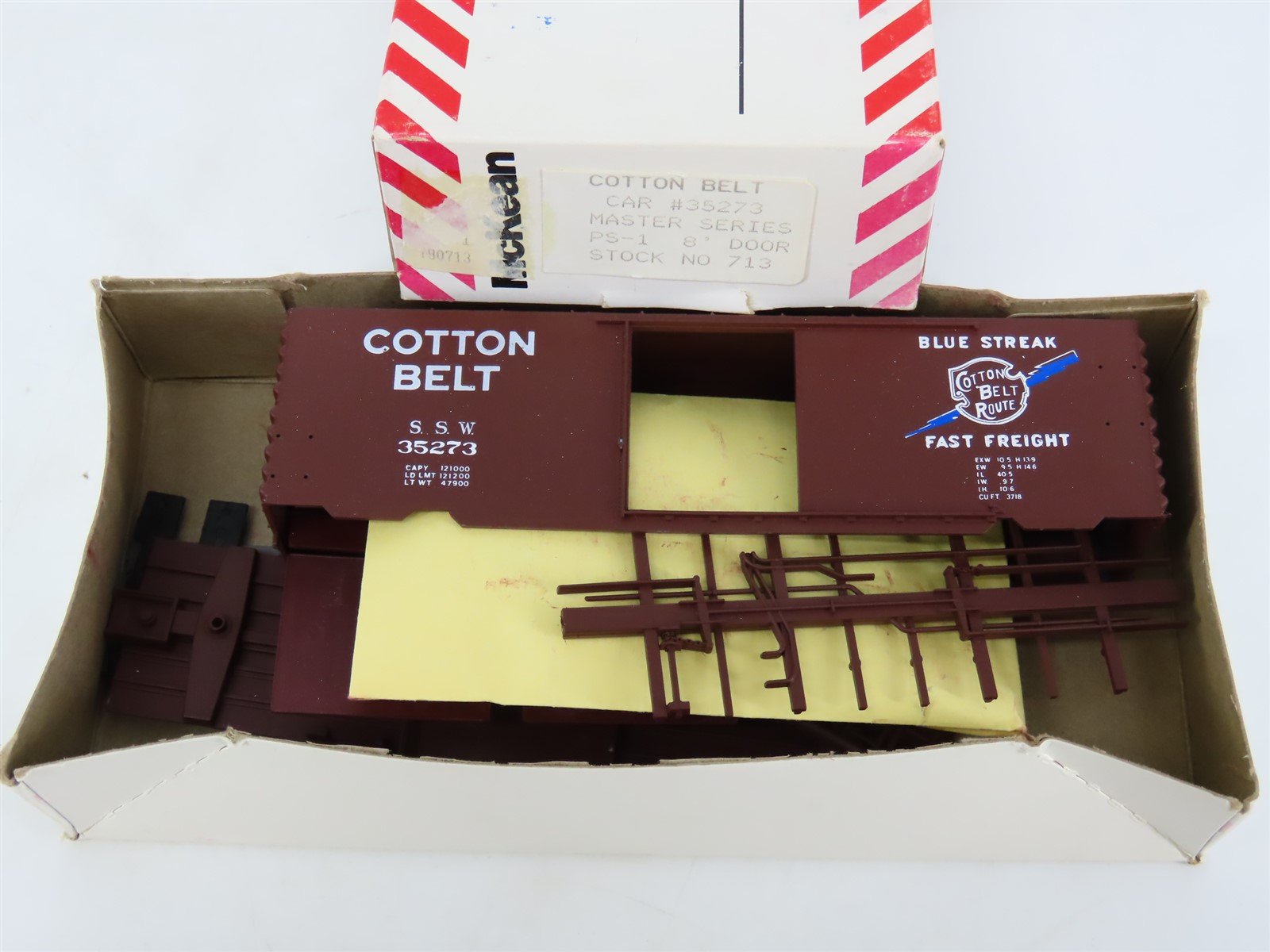 HO Scale McKean Models Kit 713 SSW Cotton Belt Route Blue Streak Box Car #35273