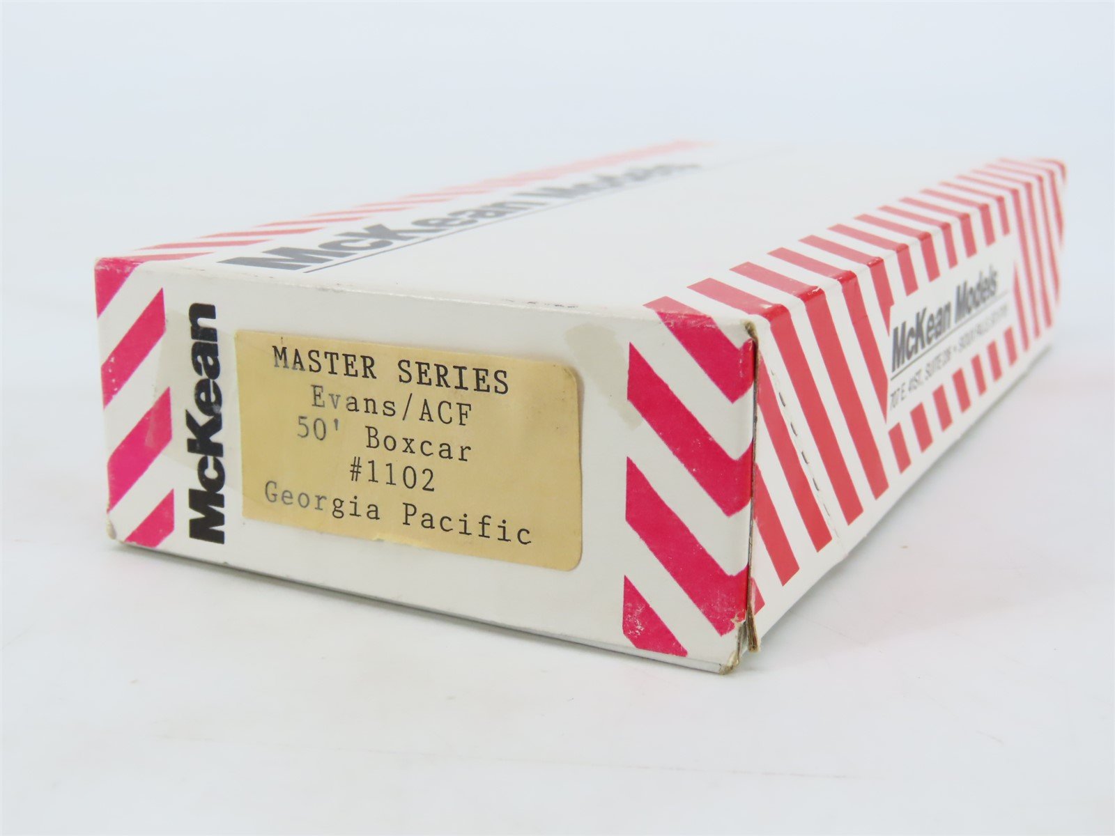HO Scale McKean Models Kit #1102 USLX Georgia Pacific 50' Box Car #1509