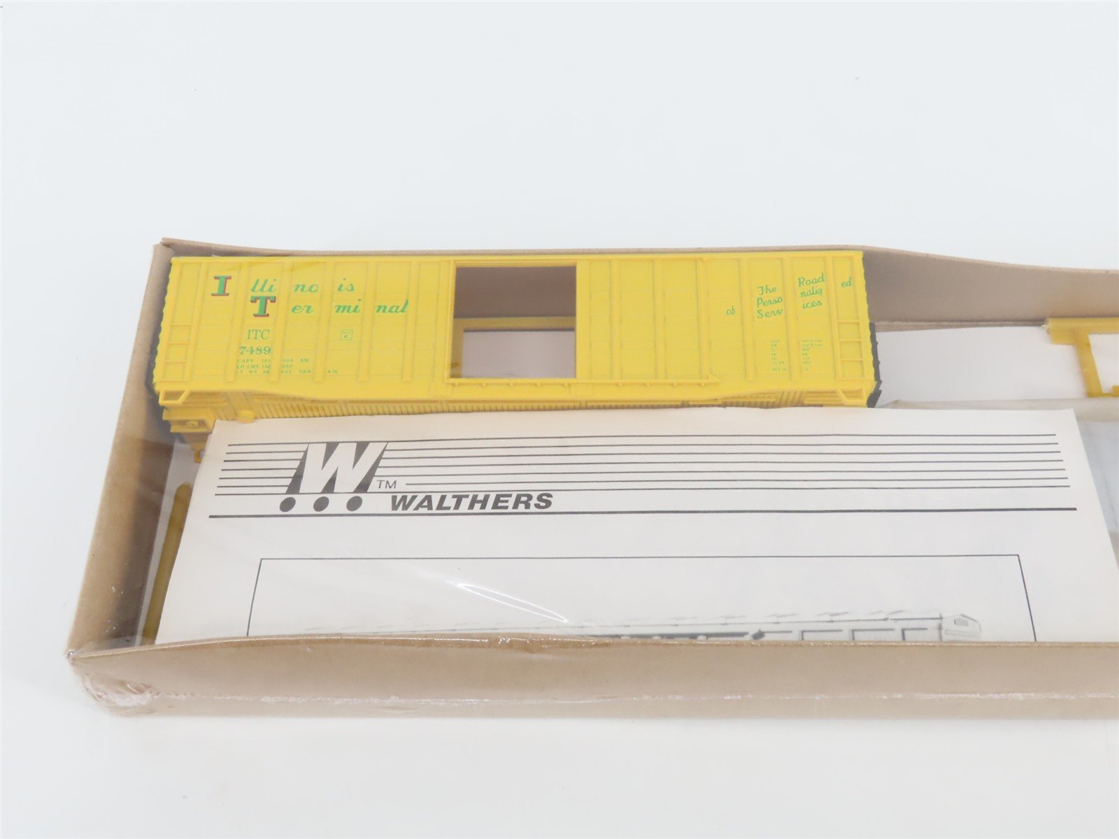 HO Scale Walthers Kit 932-4708 ITC Illinois Terminal 50' Box Car #7489 - SEALED