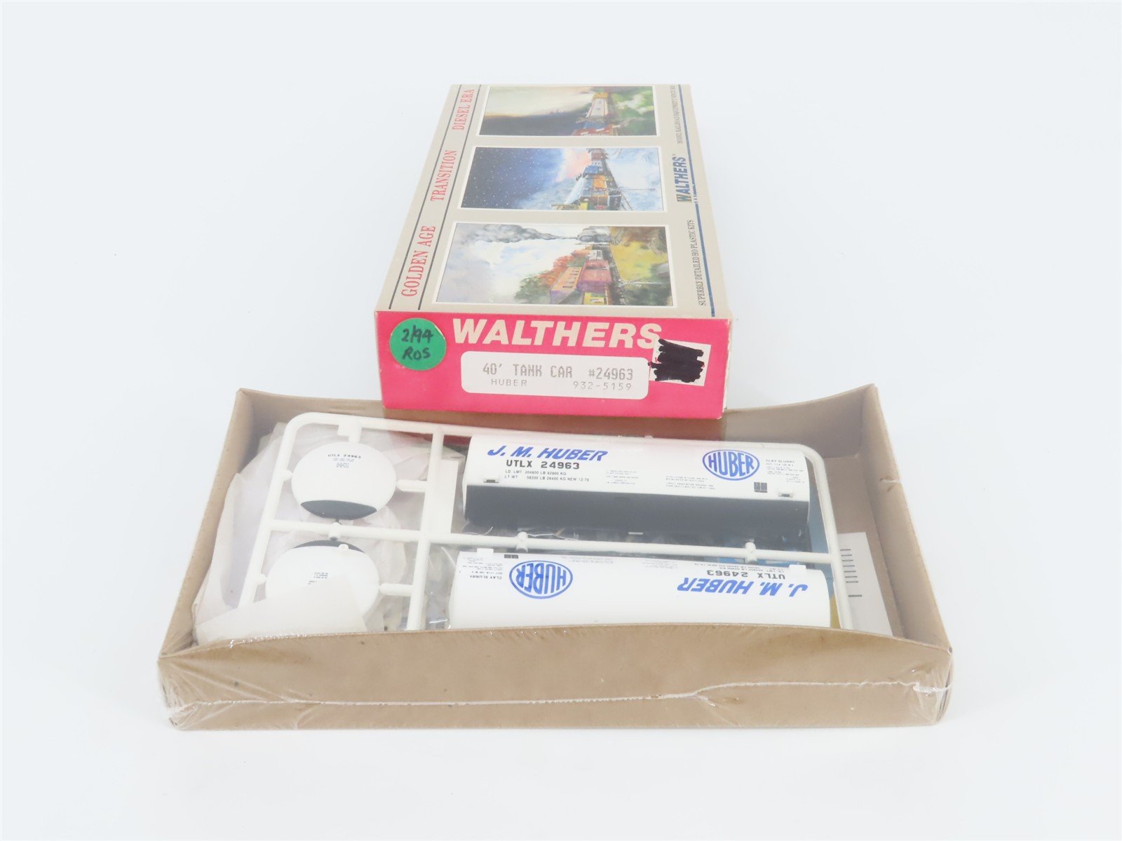HO Walthers Kit 932-5159 UTLX J.M. Huber 40' Funnel Flow Tank Car #24963 -SEALED