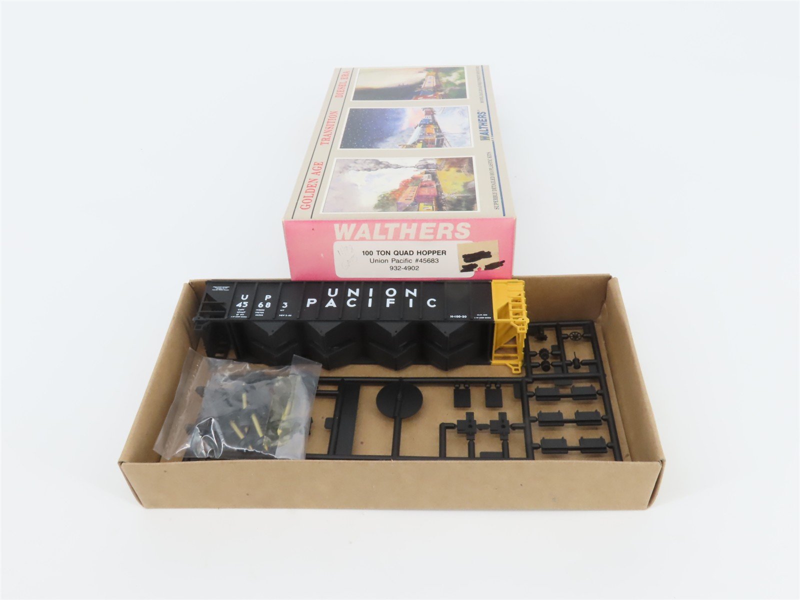 HO Scale Walthers Kit 932-4902 UP Union Pacific 100-Ton 4-Bay Hopper #45683