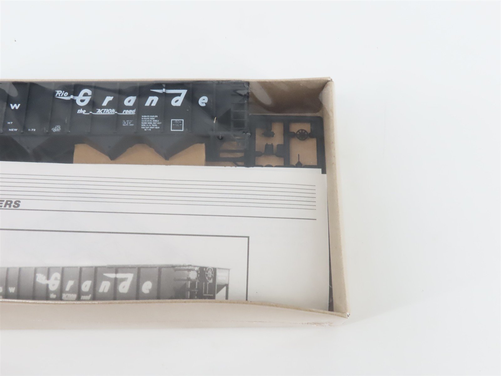 HO Scale Walthers Kit 932-4903 D&RGW Rio Grande 4-Bay Hopper #16374 - SEALED