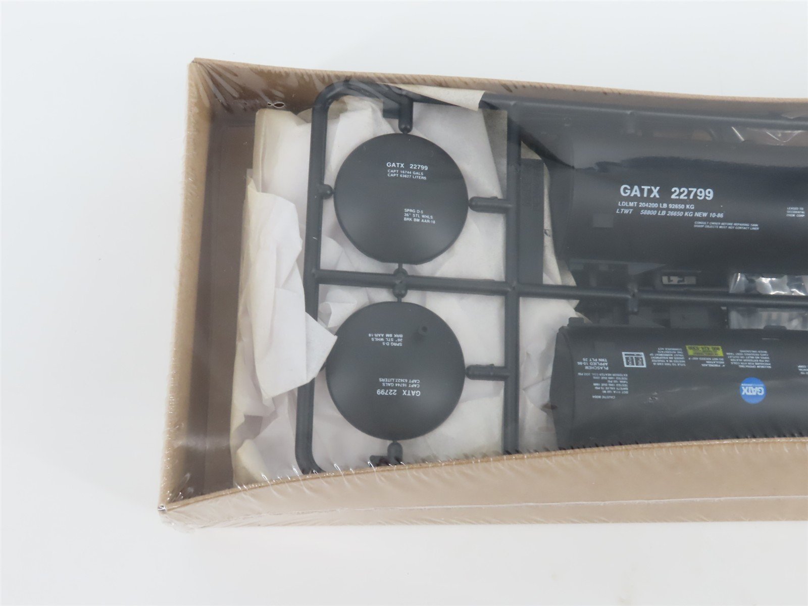 HO Scale Walthers Kit 932-5157 GATX 40' Funnel Flow Tank Car #22799 - SEALED