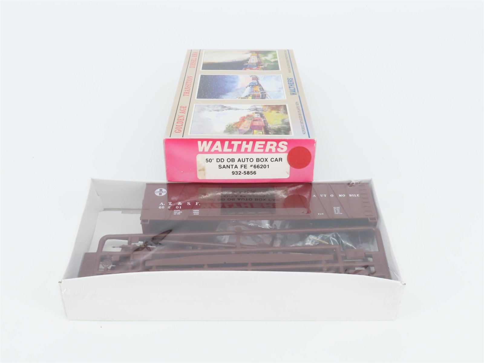 HO Scale Walthers Kit 932-5856 ATSF Santa Fe 50' Auto Box Car #66201 - SEALED