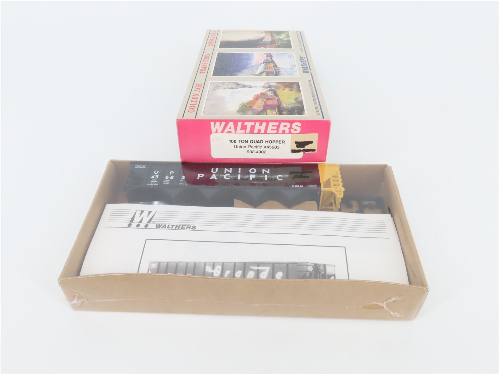HO Scale Walthers Kit 932-4902 UP Union Pacific 4-Bay Hopper #45683 - SEALED